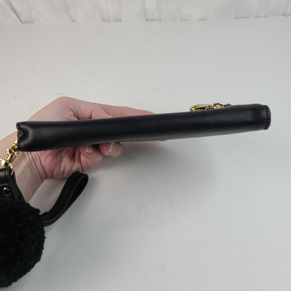 💥 3/$30 Ban.do black faux leather clutch wristlet wallet w/attached poof accent - Picture 12 of 13